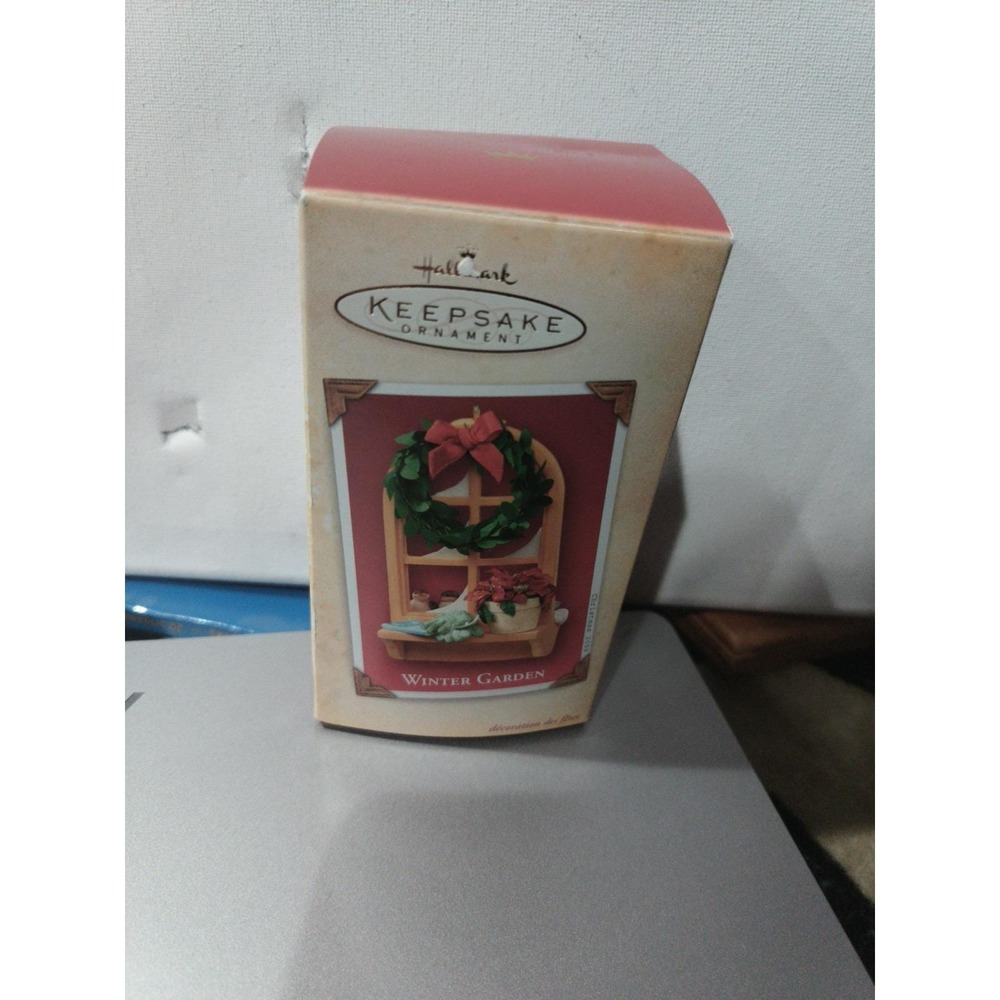 Hallmark Keepsake Christmas Ornament 2004 Winter Garden in box